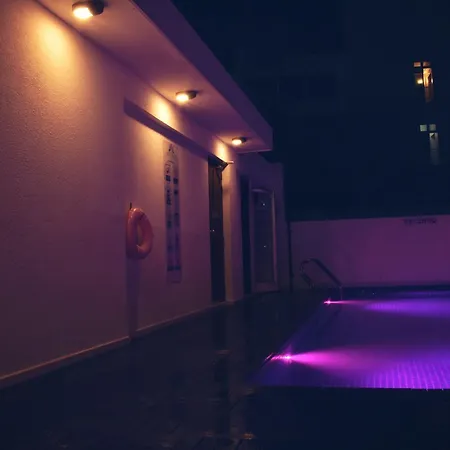 Hotel Local Escape Boutique